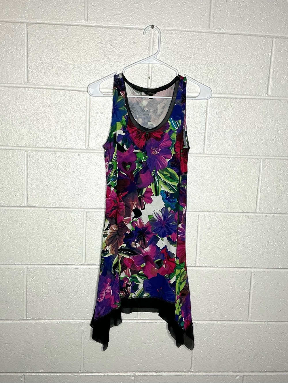 < Cupio Asymmetrical Hem Vibrant Floral Print Dress Size Small >